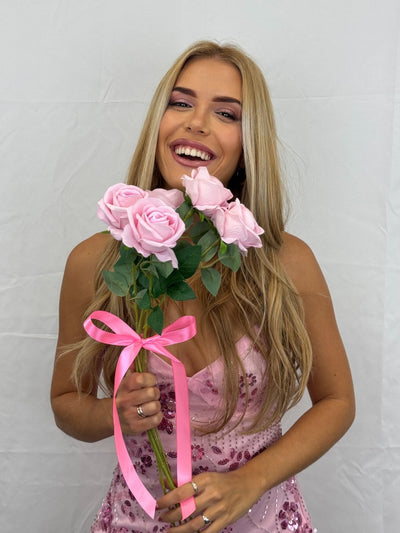 Les 3 parfums équivalents qui dégagent la féminité à chaque note